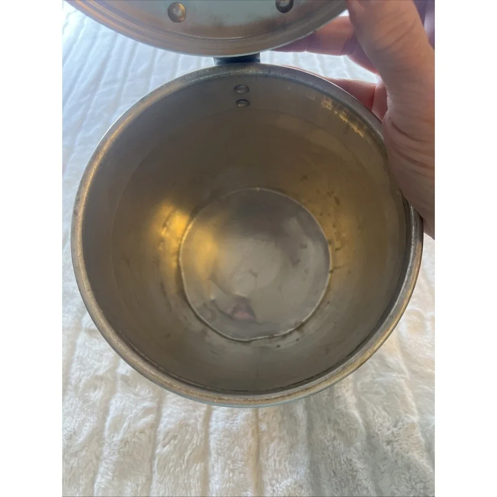 Fresh-O-Lator Storage Canister‎ Aluminum Hinged Lid Original Condition 7.5